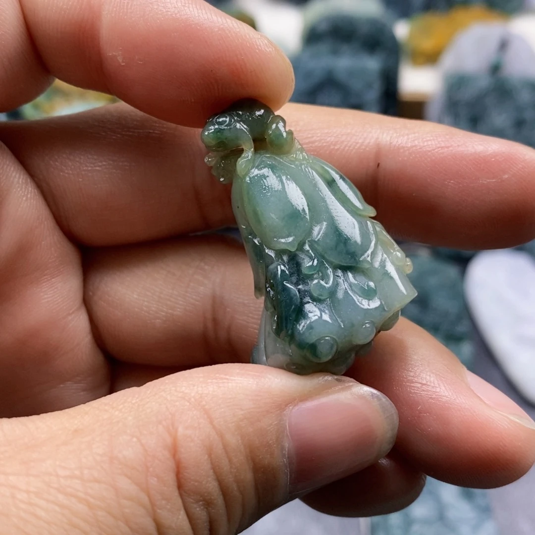 未镶嵌定制翡翠翡翠