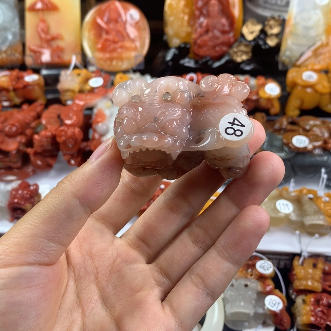 石英质玉（黄龙玉）未镶嵌挂件