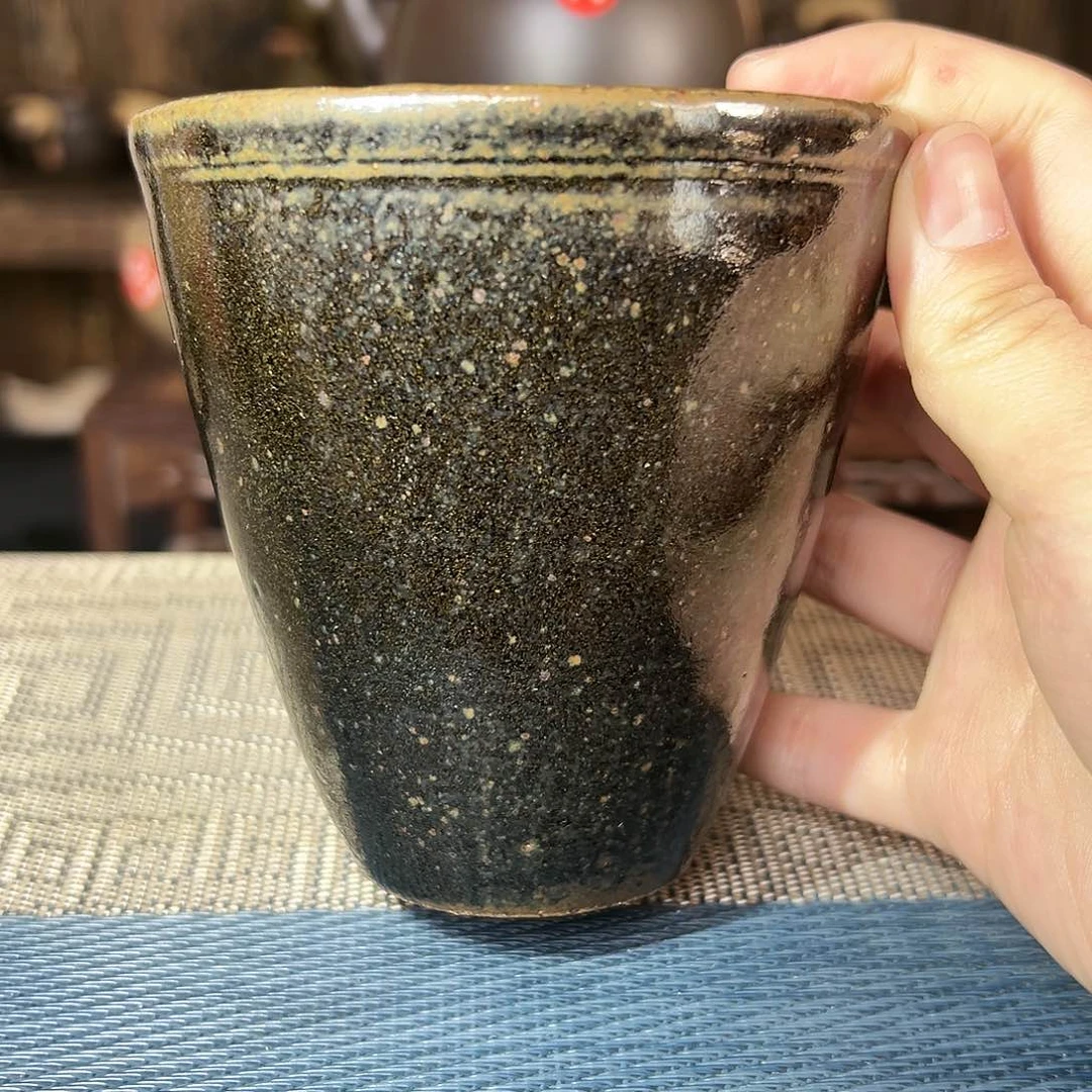 纯手工制作的瓮杯