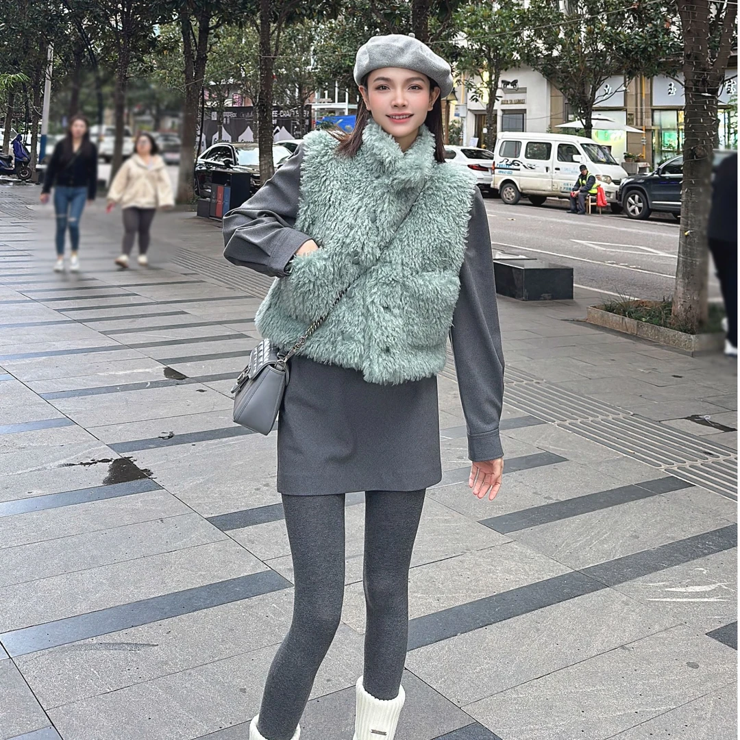 AMASS/阿玛施秋冬高级感毛绒短款百搭马夹女时尚优雅保暖 5400879