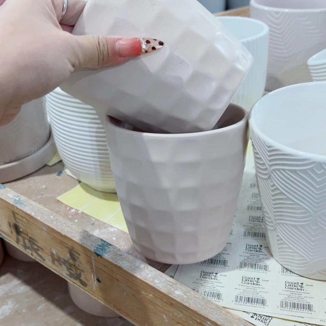 有孔，陶瓷花盆满10米包邮发货