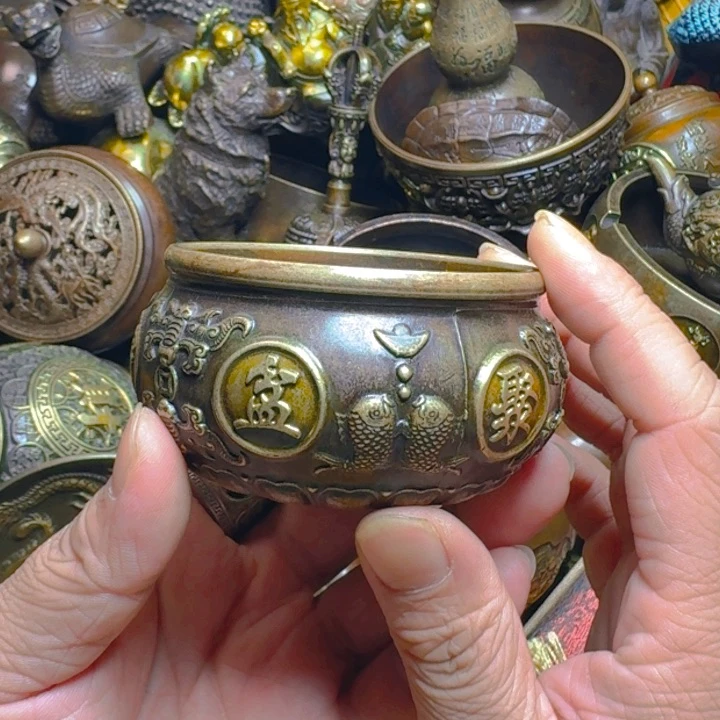 铜器摆件收收藏藏