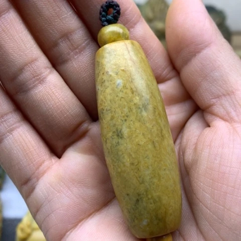 【闪购商品】未镶嵌岫岩河磨玉（透闪石质玉）挂件