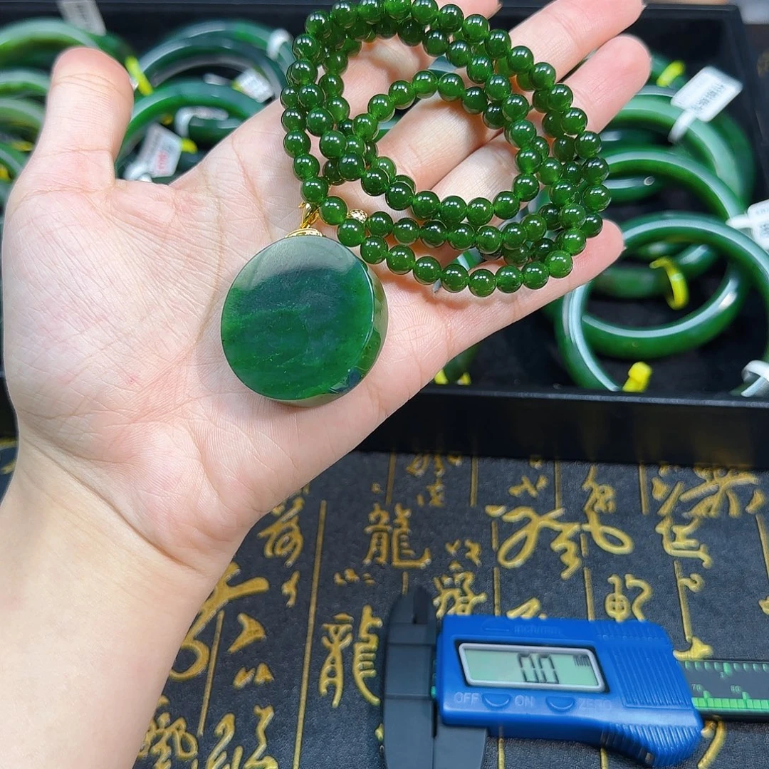 和田玉银S925镶嵌颈饰一整套菠菜绿万能链6➕平安牌