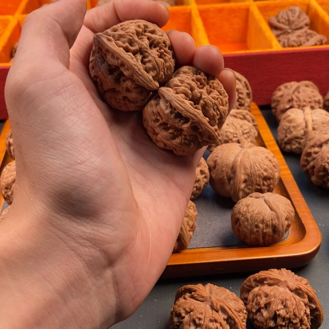 荣***书吊坠文玩核桃粗筋42全品