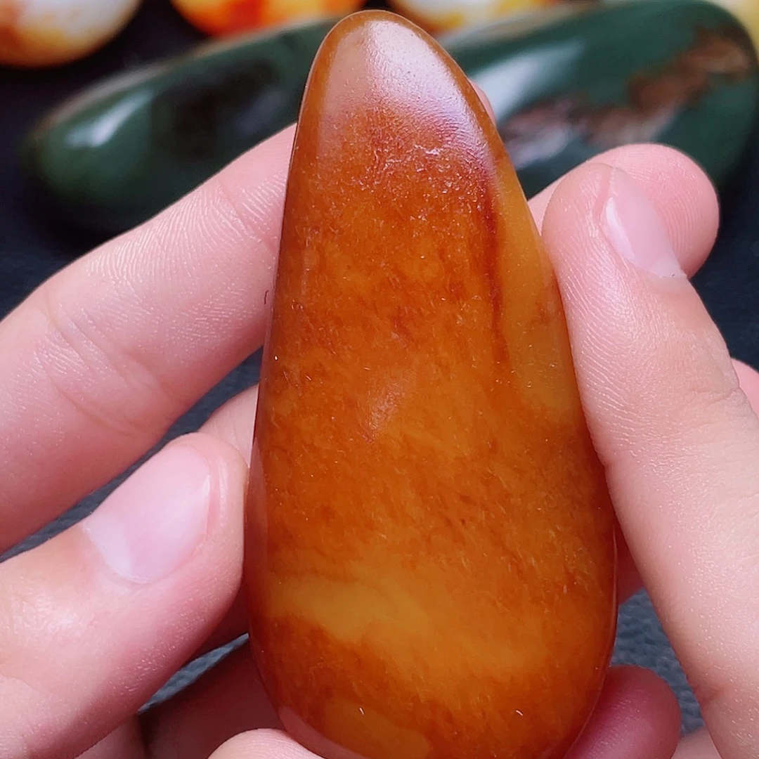 和田玉未镶嵌珠宝奇石