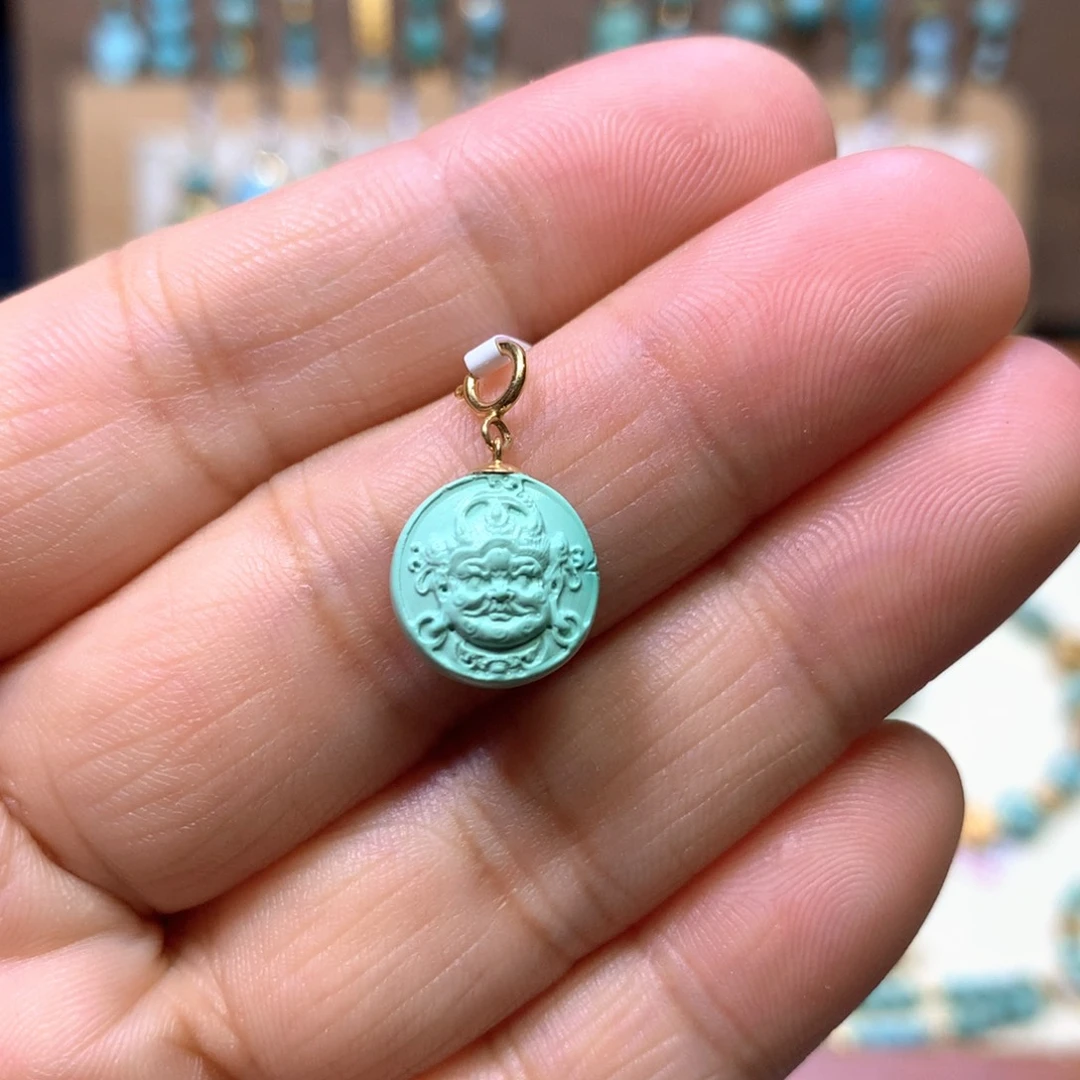 绿松石18K金镶嵌挂件