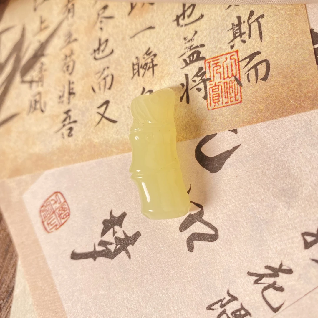 和田玉黄口竹节手牌