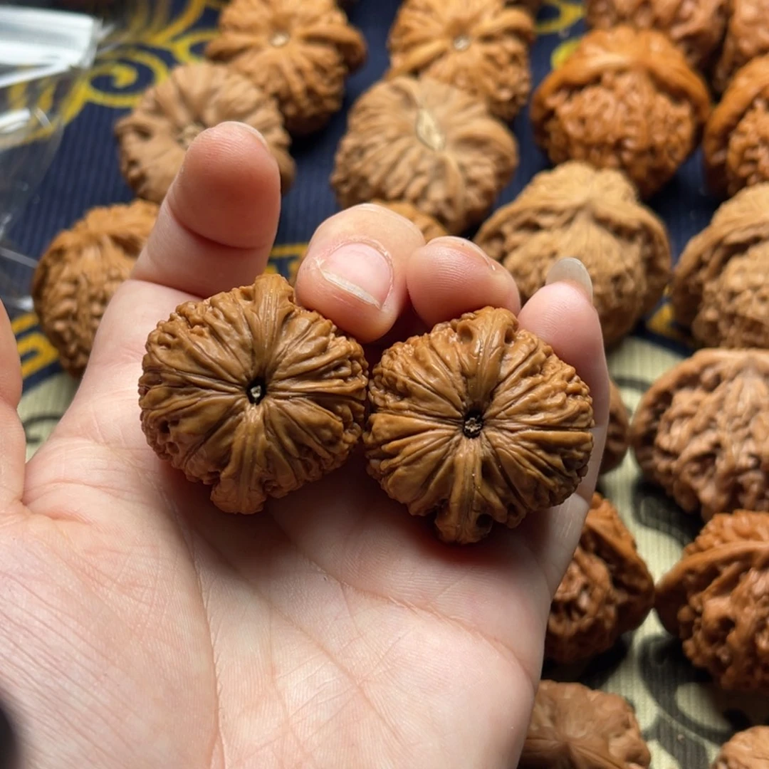 文玩核桃吊坠用****9蛟龙33