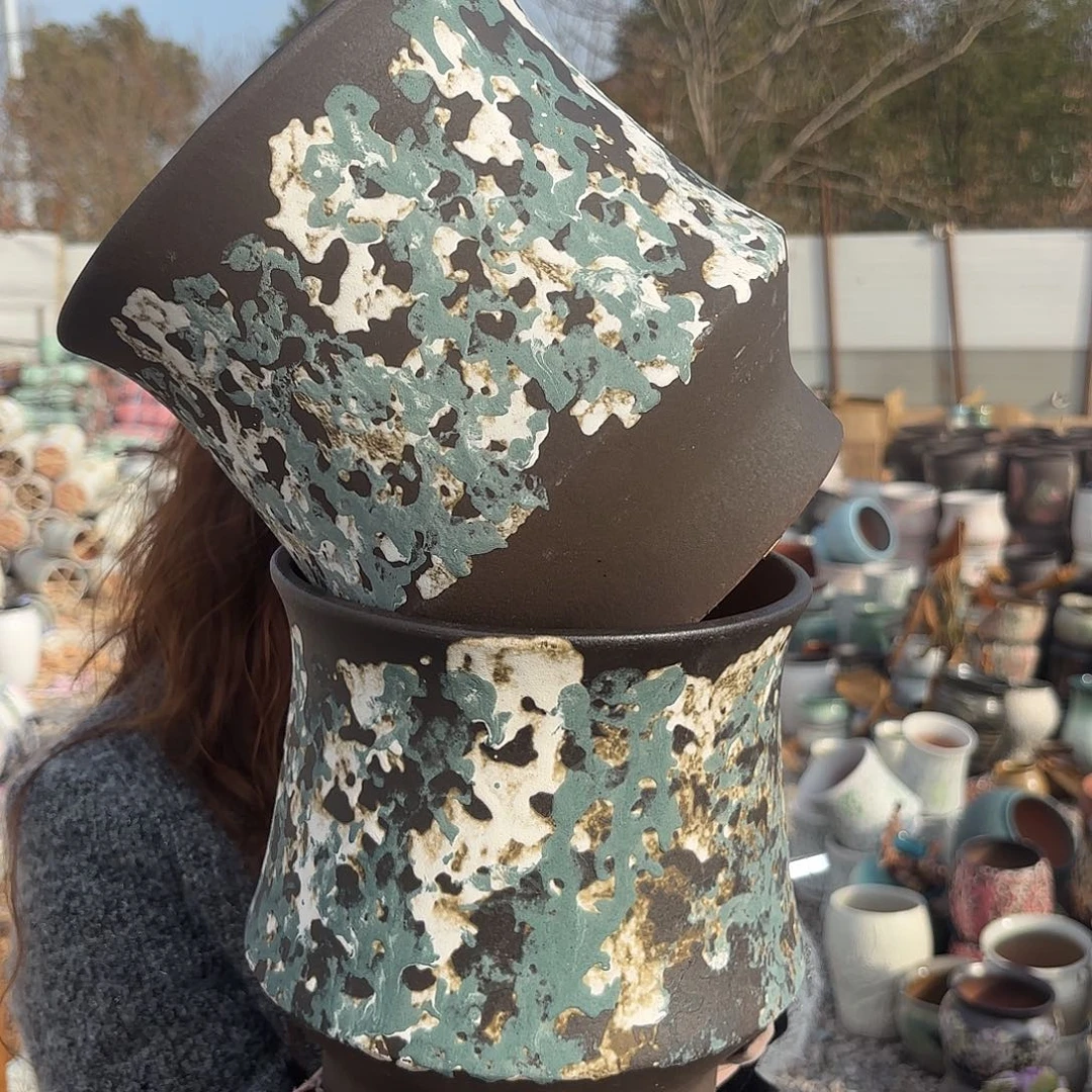 口径20高度20两个同色蛮腰油画