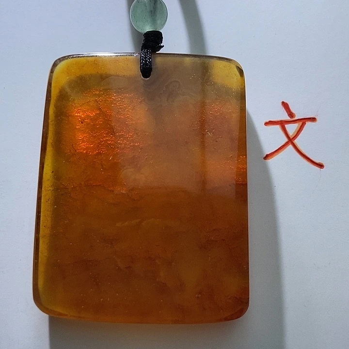 琥珀未镶嵌珠宝奇石35