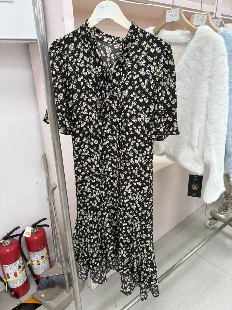 【龙哥孤品】时尚百搭女士连衣裙046