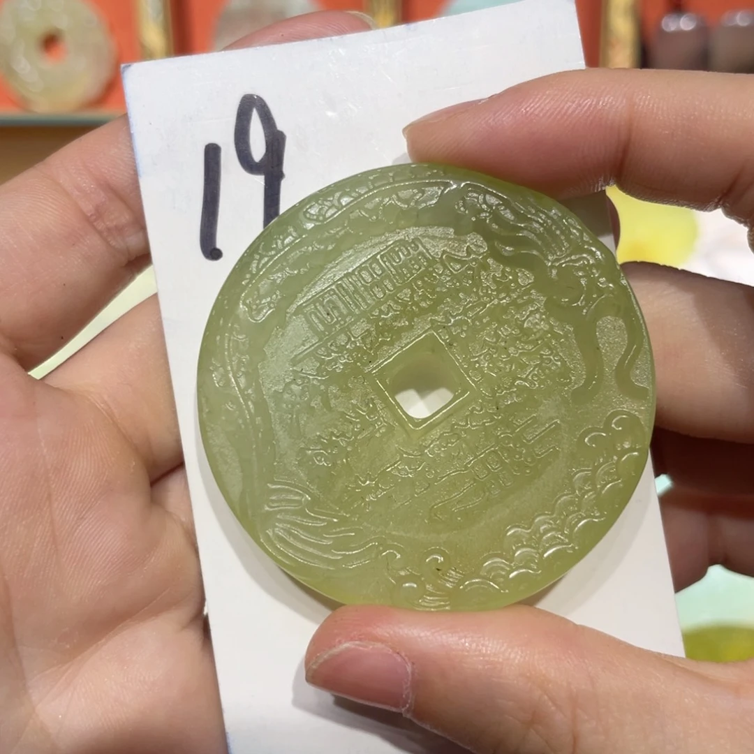 岫玉未镶嵌颈饰颈饰