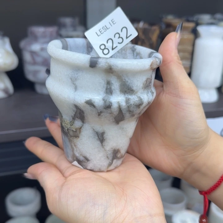 Yy8232。。。。。。。。。福利