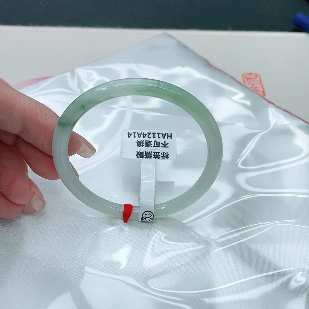 翡翠手镯未镶嵌圆53.6