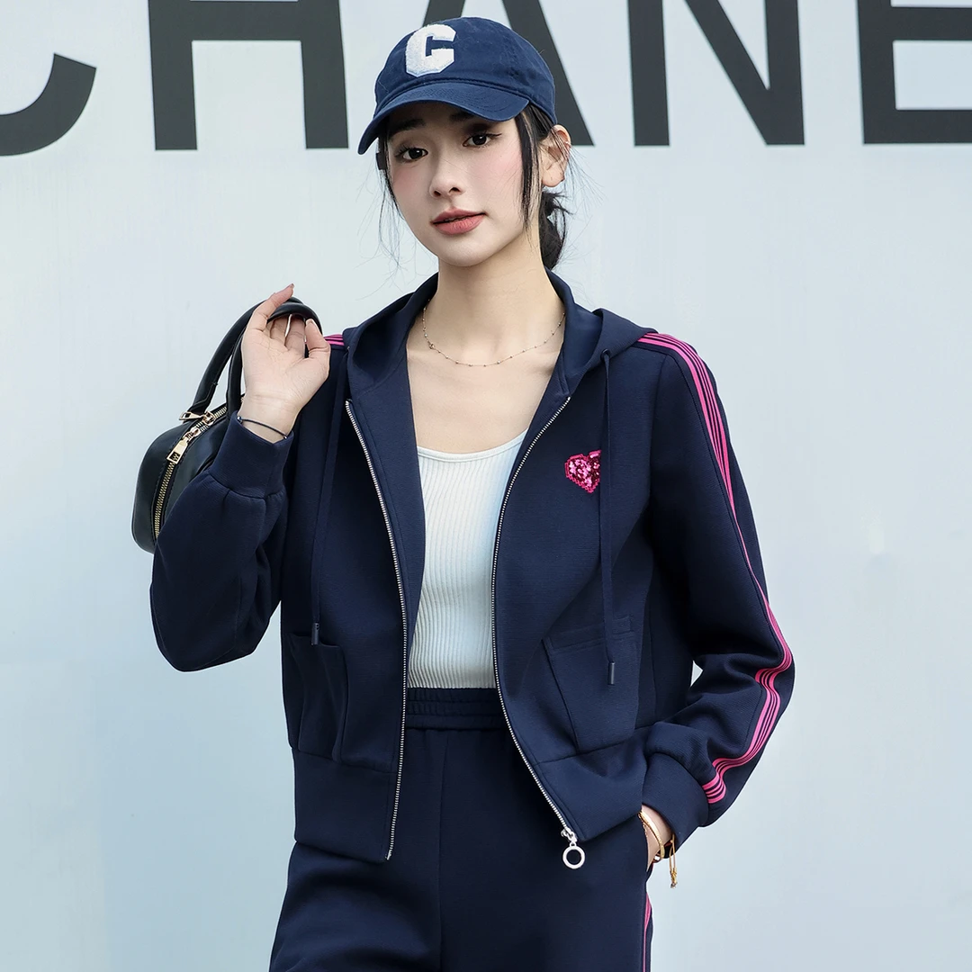 ToyzY25款运动时尚休闲长袖春季宽松百搭连帽外套ZC35110420