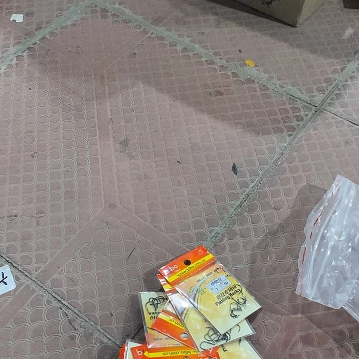 碧波鱼钩伊势尼9号20包，