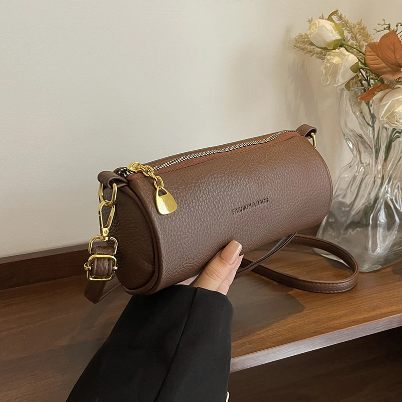 时尚网红圆形笔筒包斜挎包百搭手机袋复古2025新款荔枝纹圆筒包女