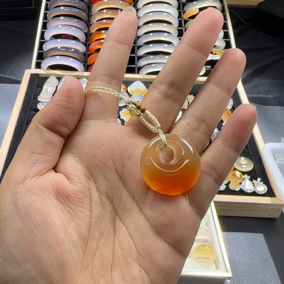 玛瑙/玉髓未镶嵌颈饰