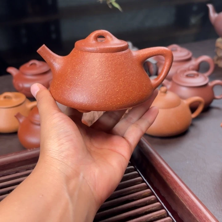 茶壶紫砂孤品清库存特价全手工宝山矿挑纯红将坡容量260左右