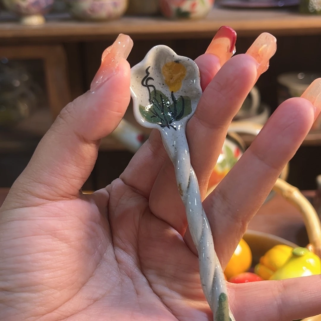 瓷片红红火火过大年