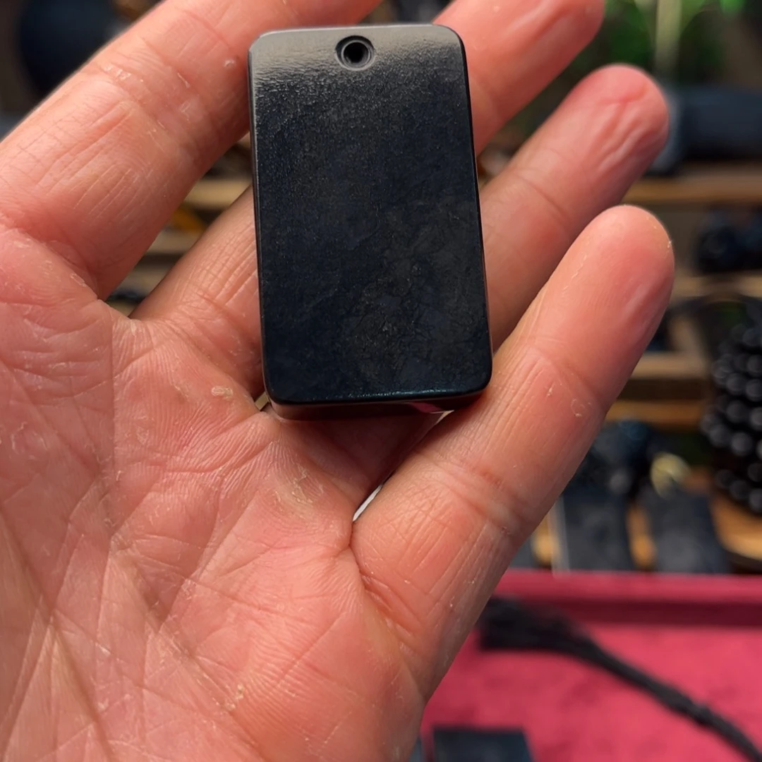 手链未镶嵌和田玉（墨玉）硬*