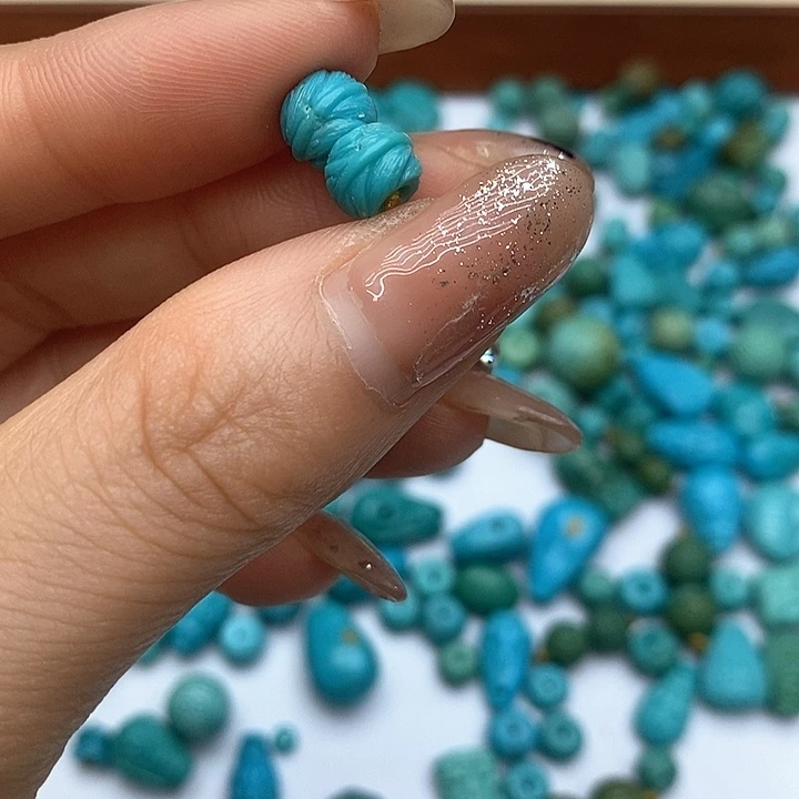 未镶嵌绿松石珠宝奇石