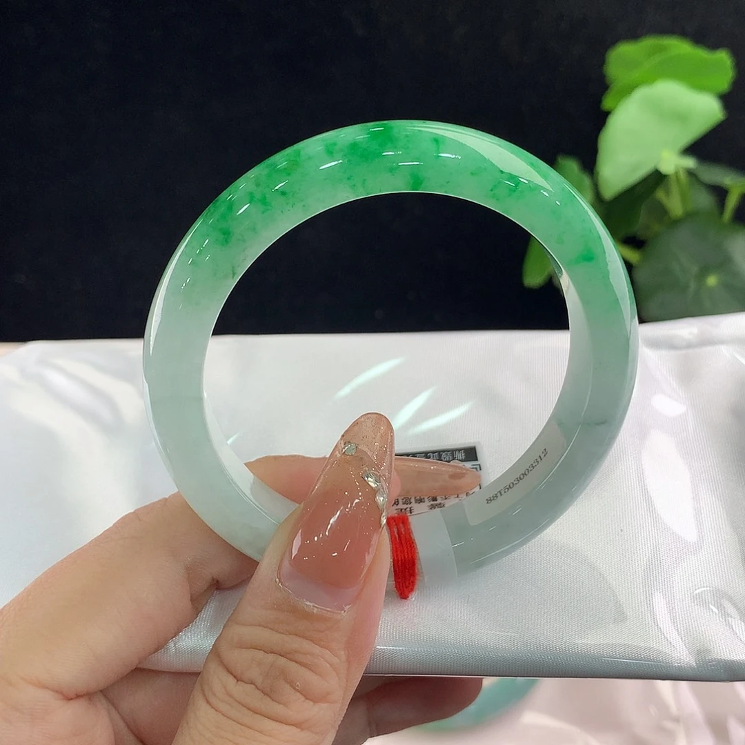 未镶嵌手镯翡翠正55