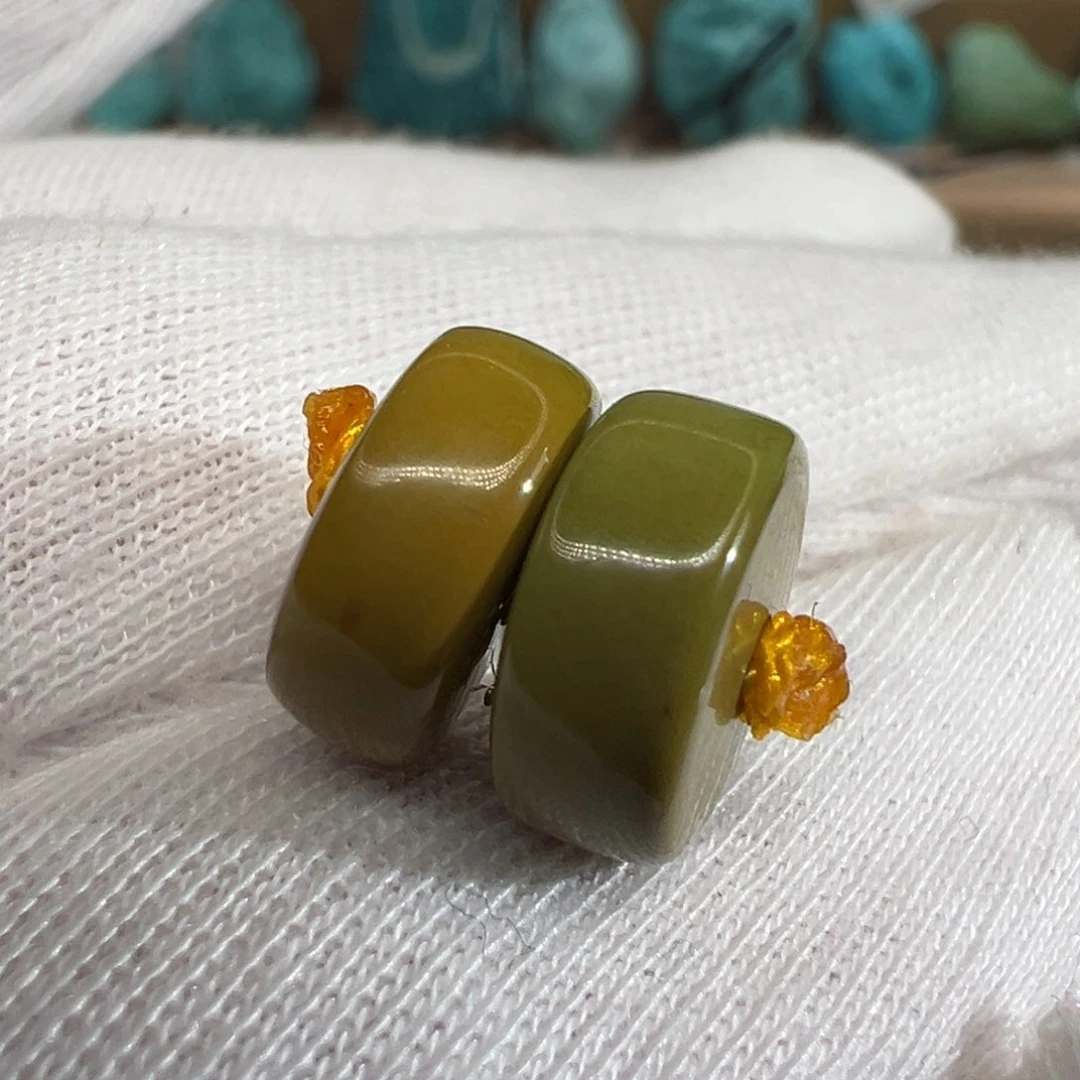 绿松石配饰未镶嵌