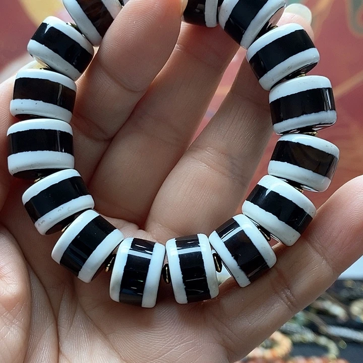 玛瑙/玉髓颈饰合金