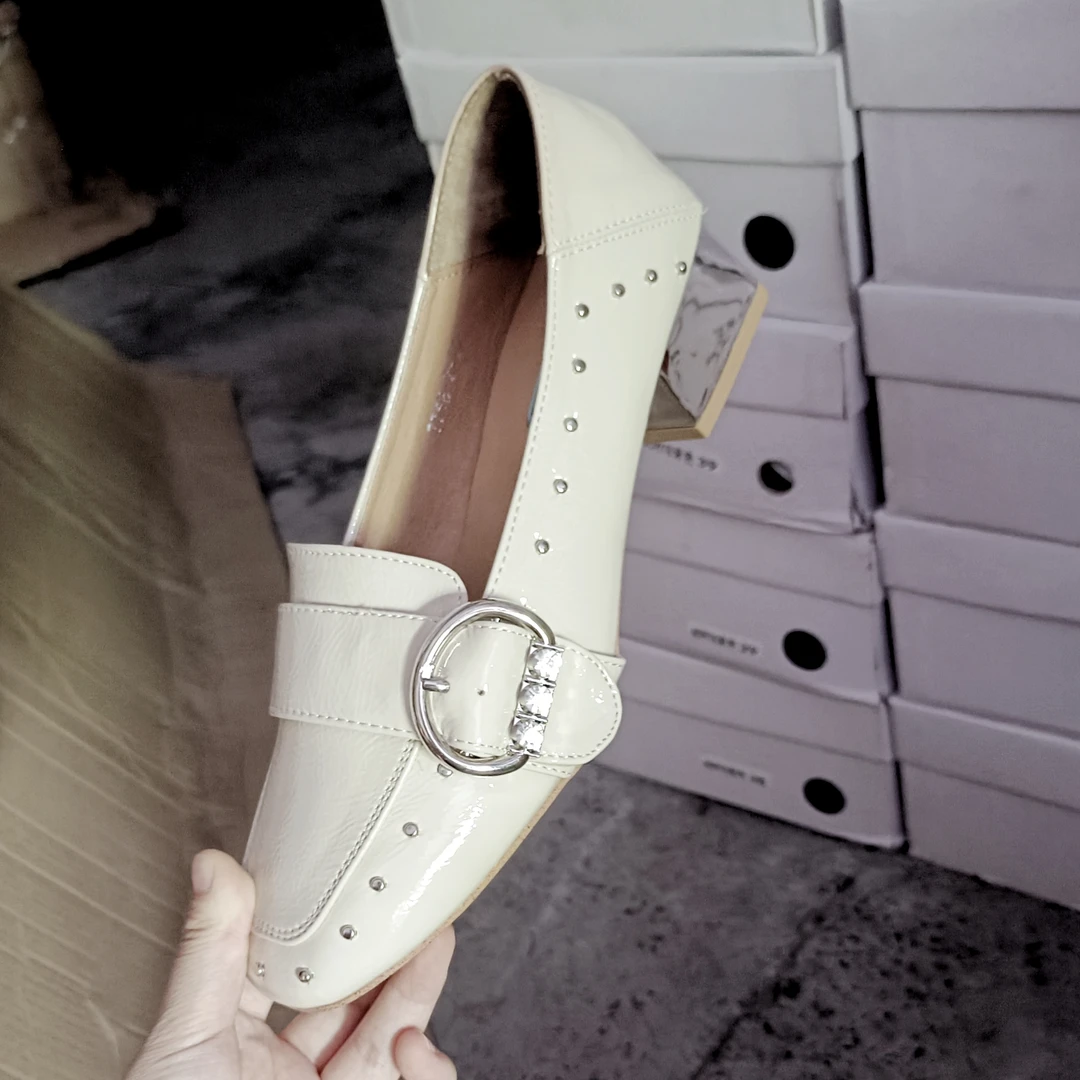 776B-2金属扣豆豆鞋平底乐福鞋跟鞋皮鞋女士复古风