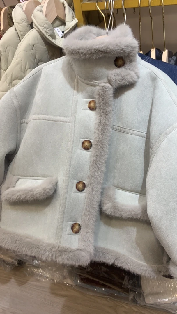 潼潼家双面穿上衣