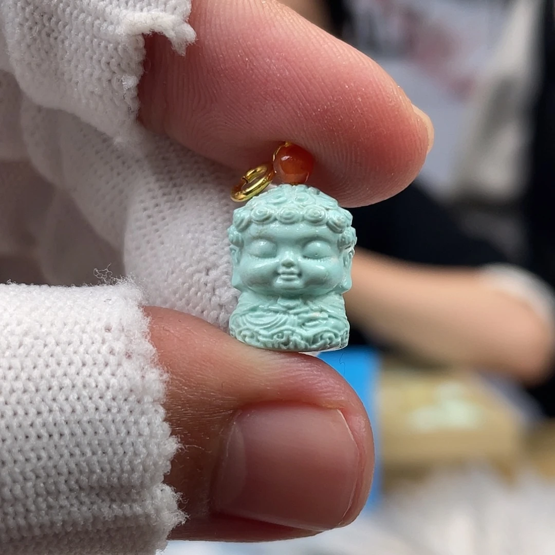 绿松石未镶嵌挂件