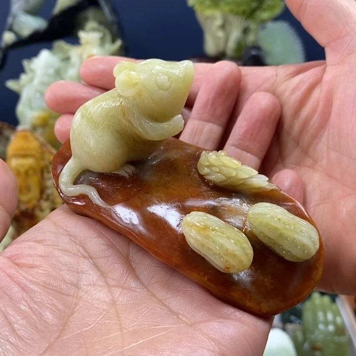 未镶嵌岫玉珠宝奇石秋**叶