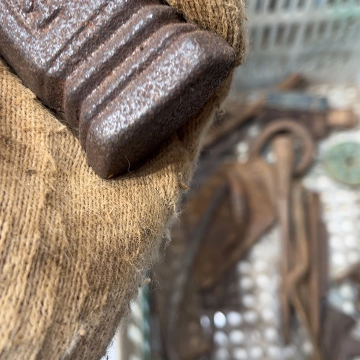 進***勝一物一图，工艺品。