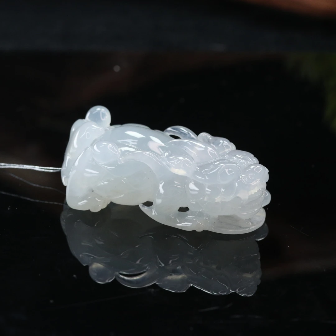 lot32天然缅甸翡翠A货高冰貔貅/200331保利厦门拍卖