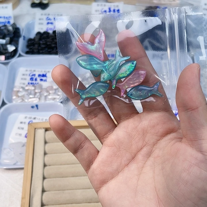 小****珠宝半成品未镶嵌水晶