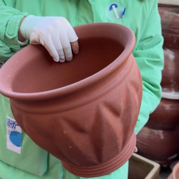 花盆紫砂口28高26宜兴紫砂 底部火裂