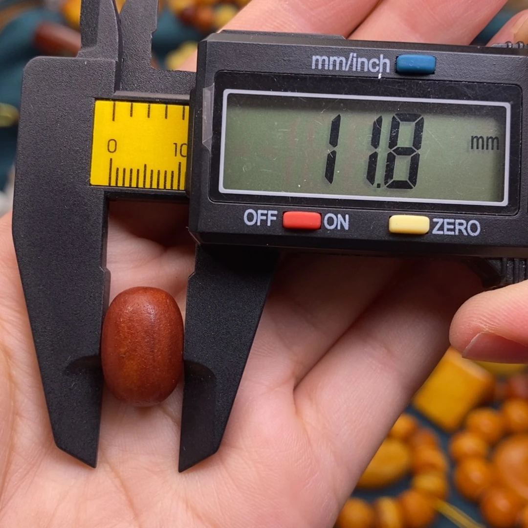 未镶嵌琥珀裸石蜜蜡