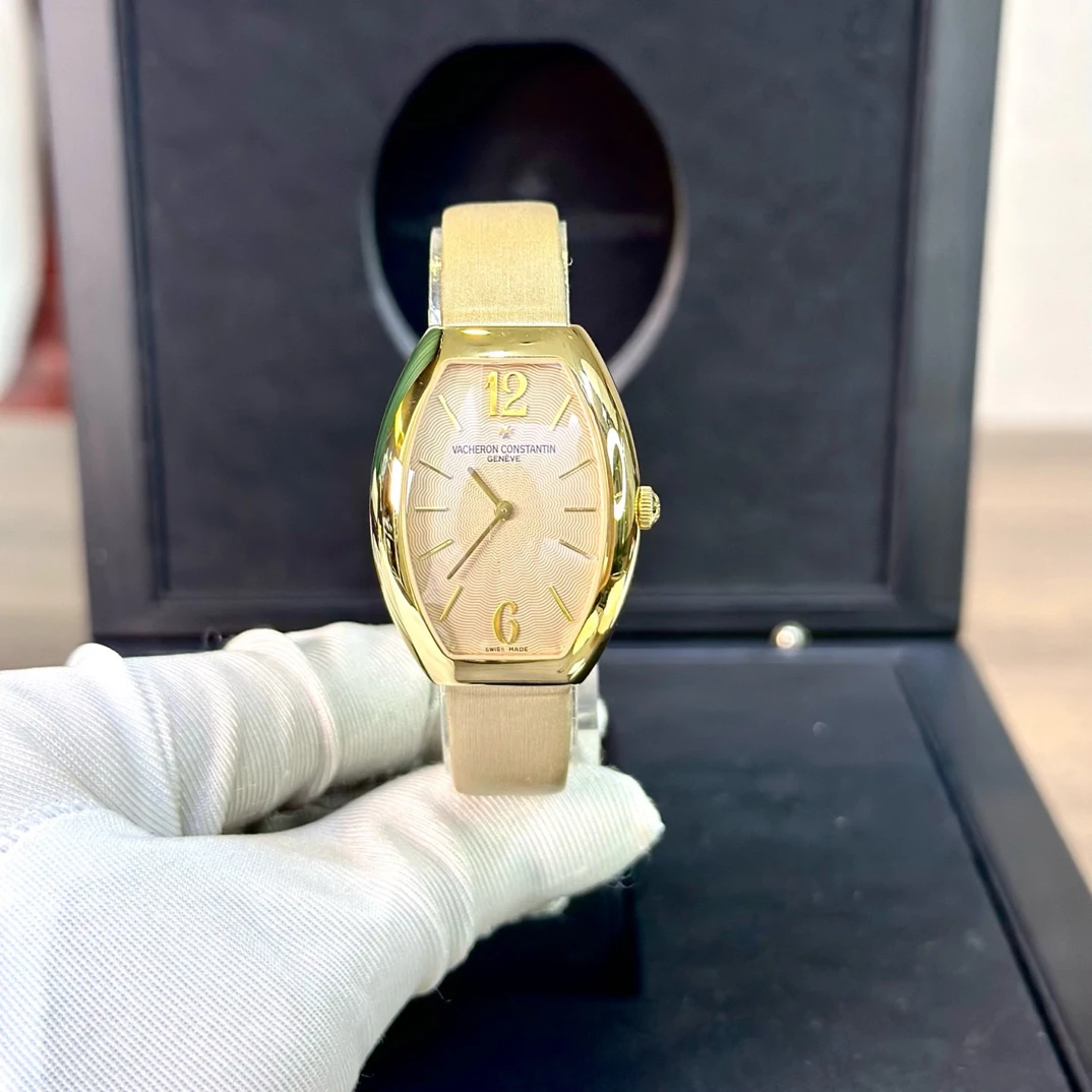 99新 Vacheron Constantin/江诗丹顿 25040玫金黄盘条刻绢带
