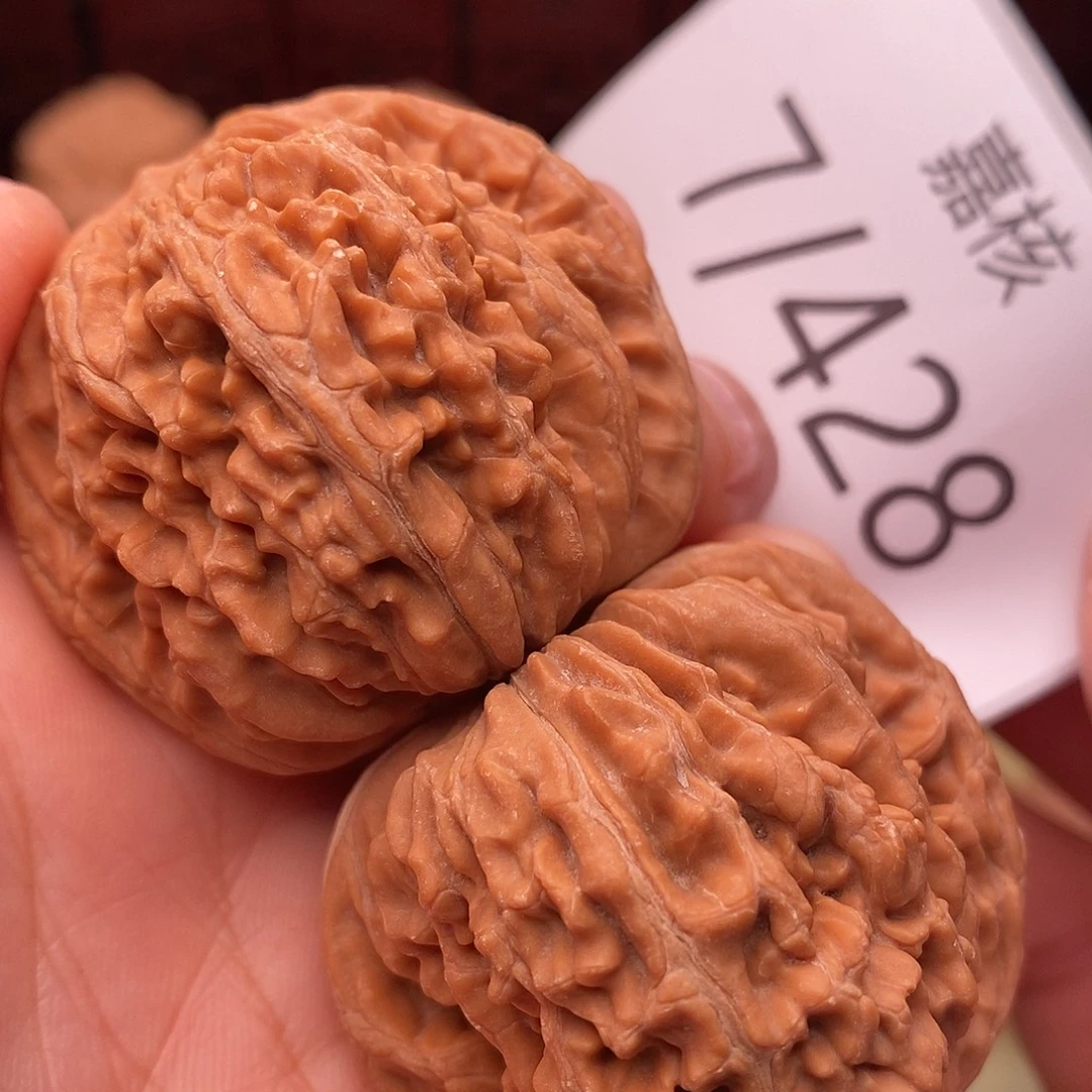 文玩核桃把件41.5汉高楼