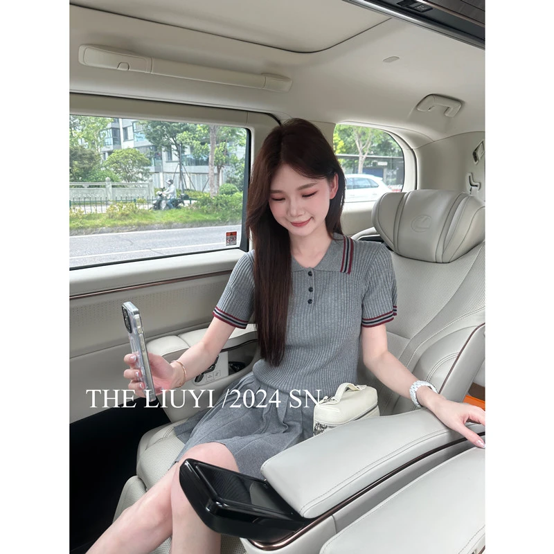 【LIUYI】格雷系套装~polo领撞色针织上衣+百搭半身百褶裙47091