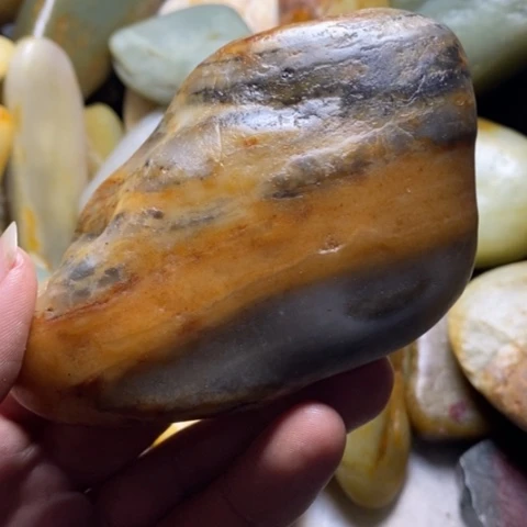 未镶嵌和田玉（糖玉）挂件