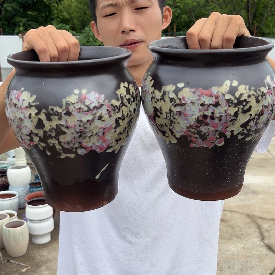 油画鱼尾两个口径18高度23