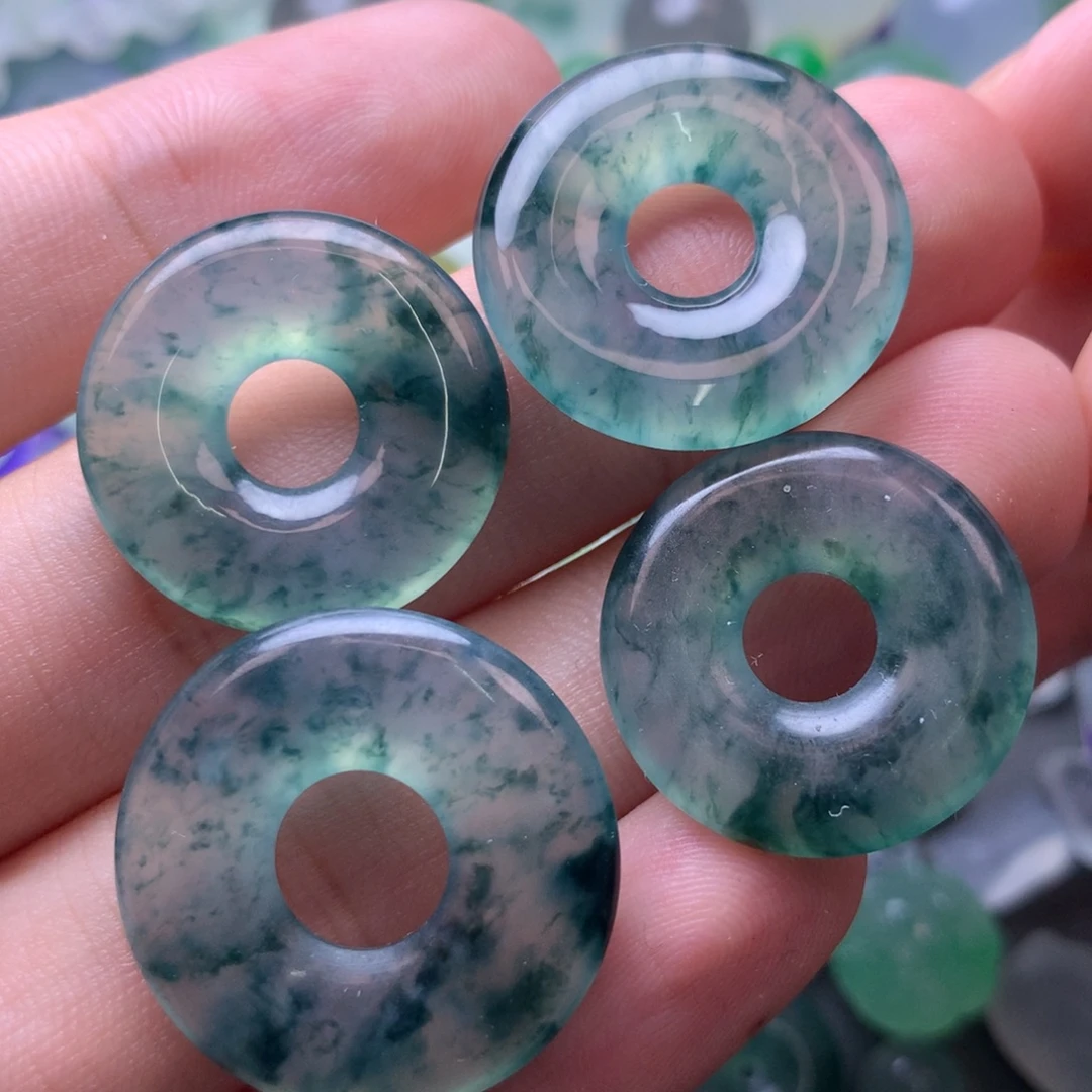 涵***宝未镶嵌定制翡翠挂件