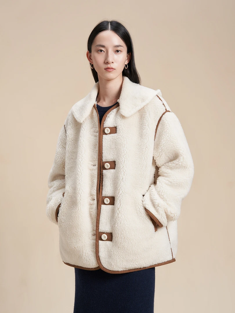 WHM 羊驼羊羔毛带帽外套