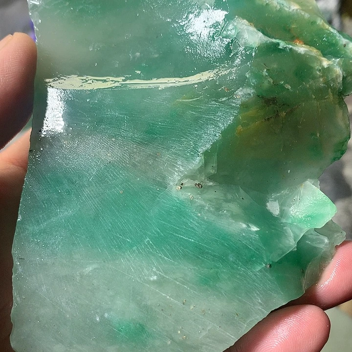 颈饰未镶嵌和田玉（糖玉）