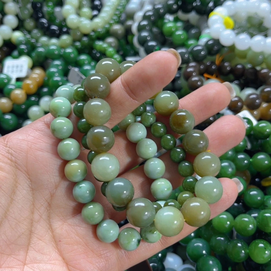 未镶嵌手链和田玉傲**主