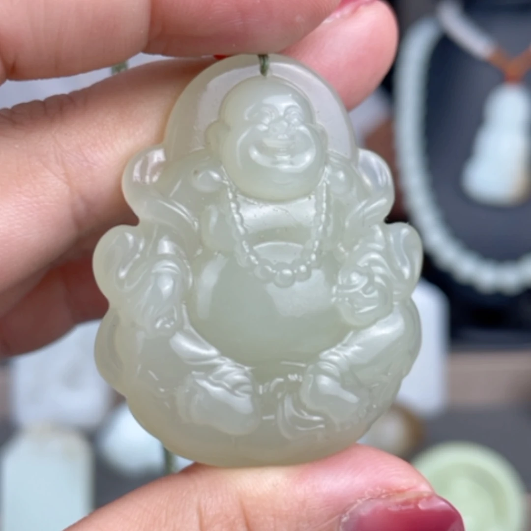 【闪购商品】颈饰未镶嵌和田玉