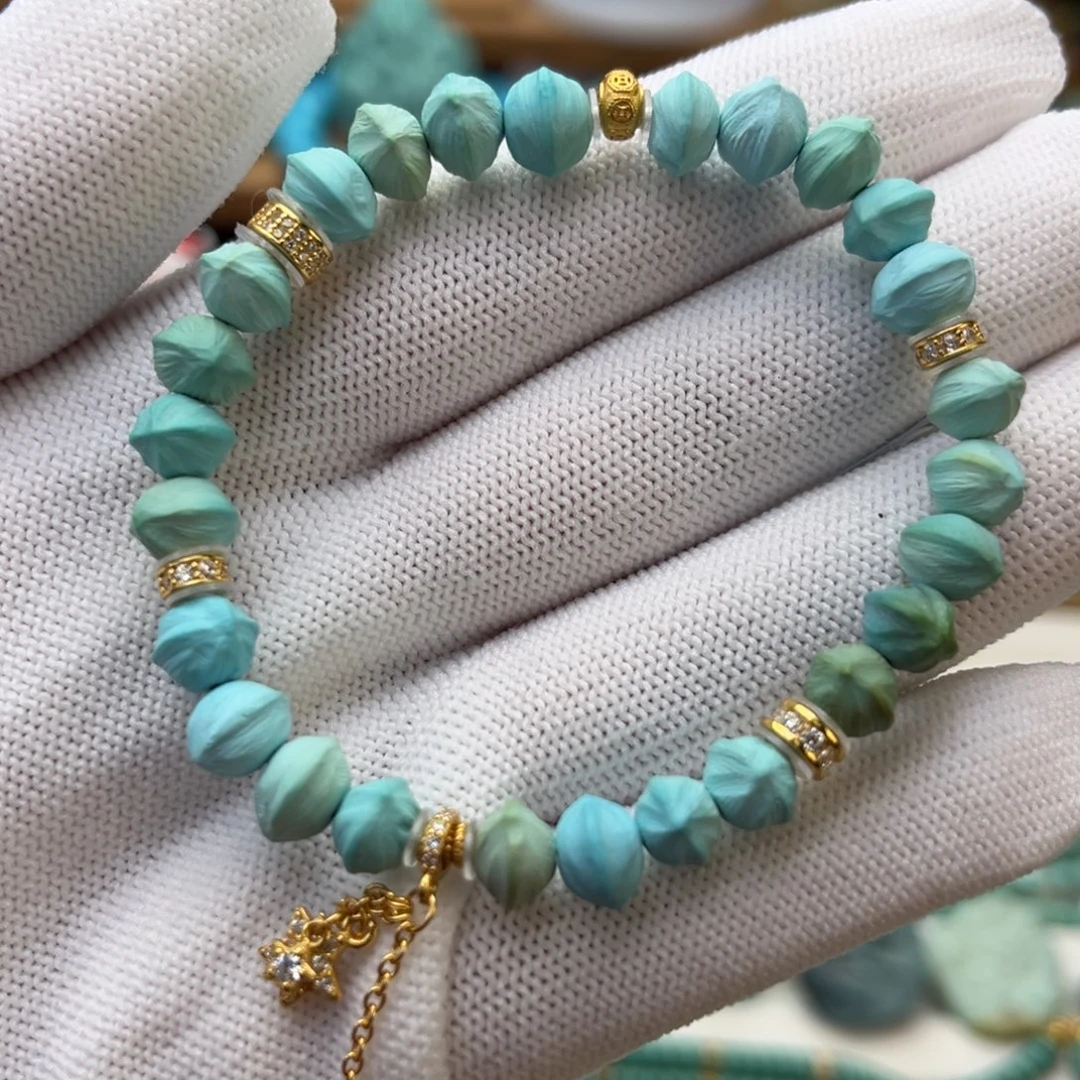 绿松石未镶嵌珠宝奇石精品百香